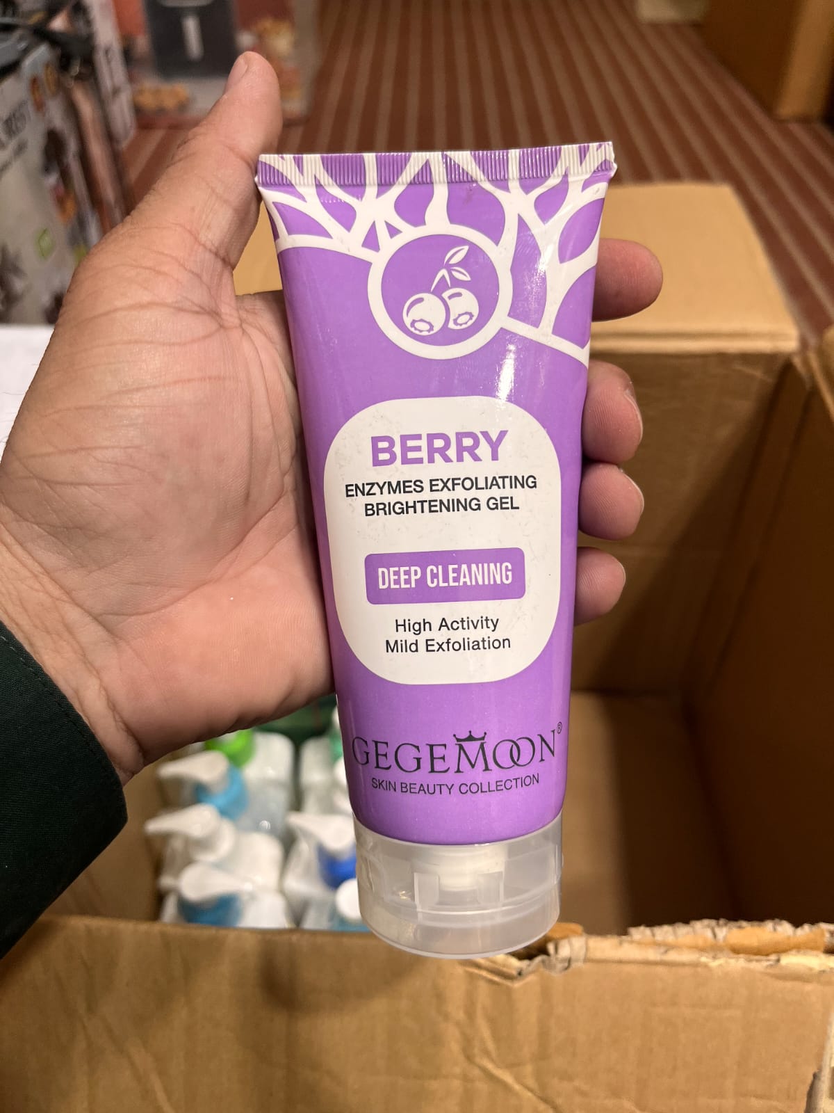 Gegemoon Berry Deep Cleaning Enzymes Exfoliating Gel 150ml