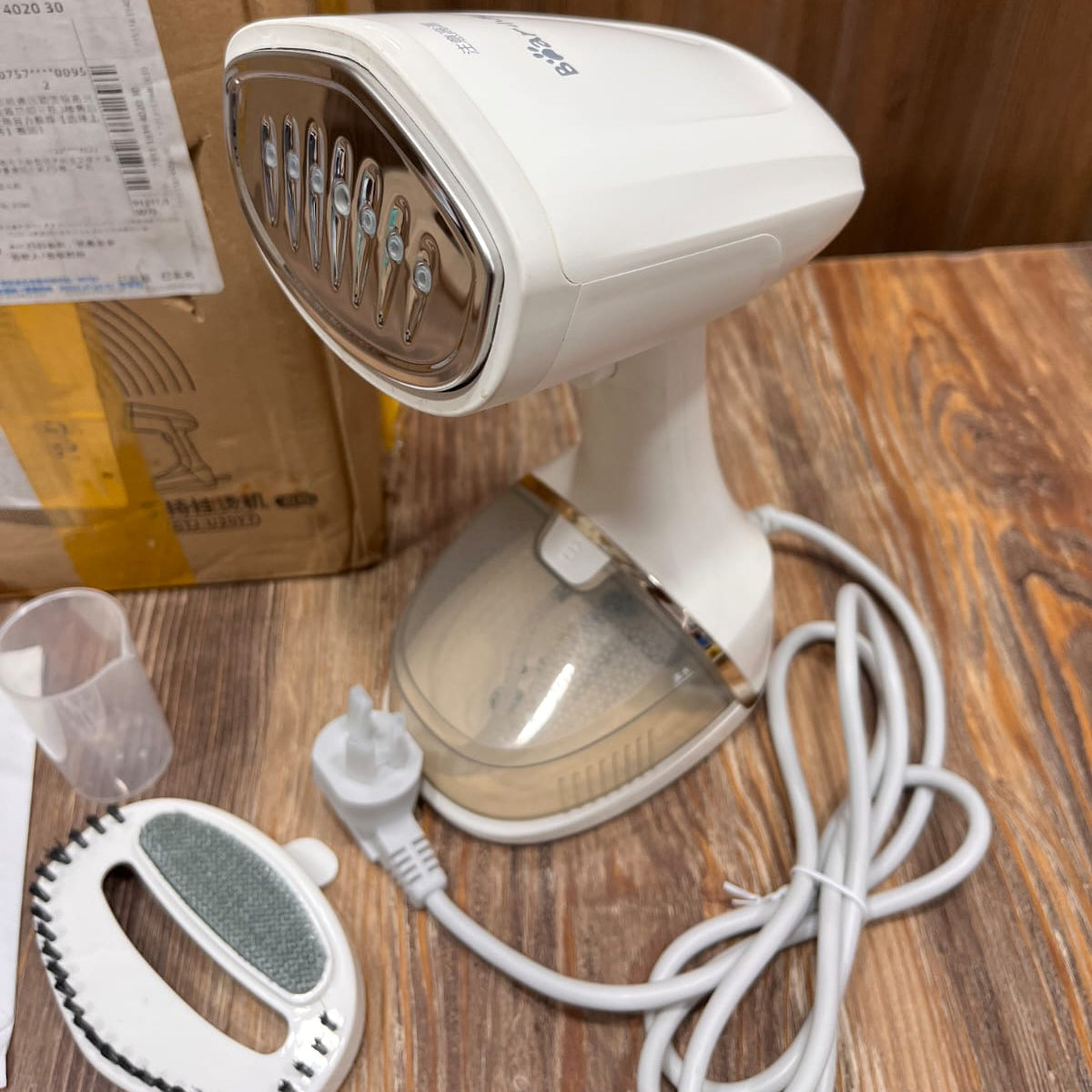 Bear Handheld Garment Steamer GTJ-U20Y1 | 1300W Portable Clothes Steamer with Accessories (Brand New in Box
