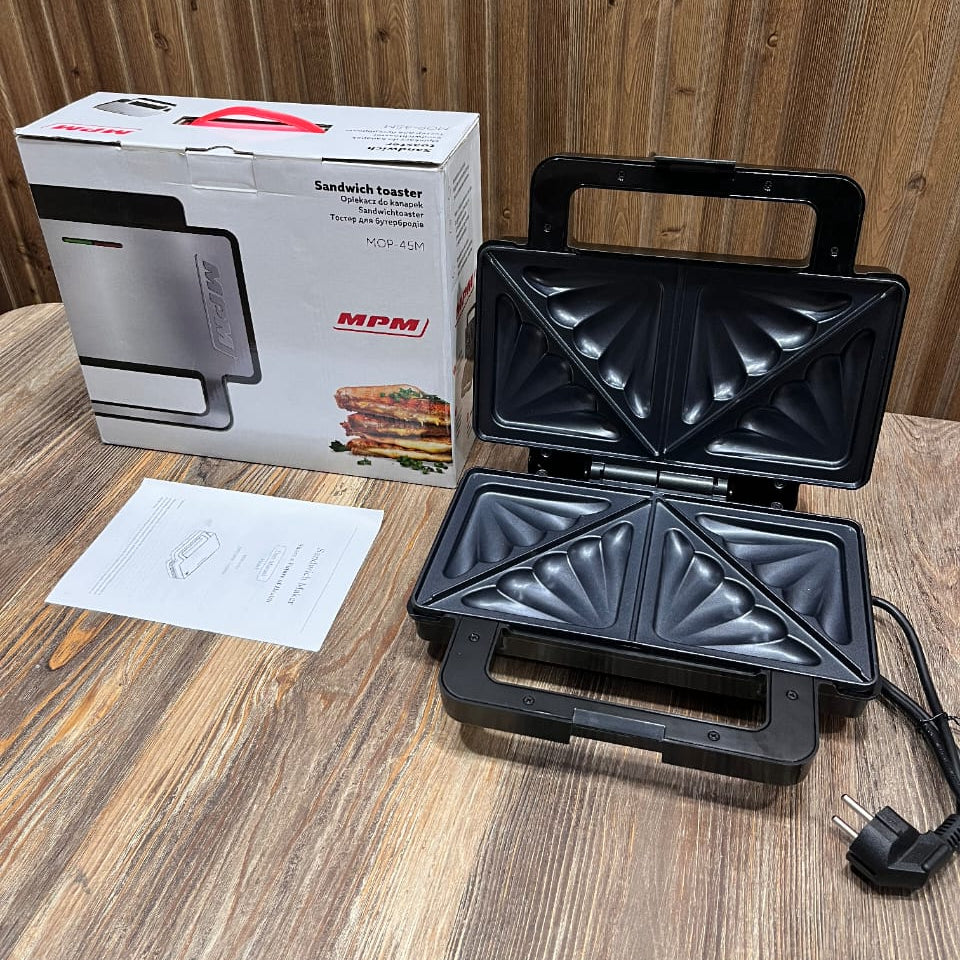 MPM MOP-45M Sandwich Toaster | 900W Non-Stick Triangular Sandwich Make