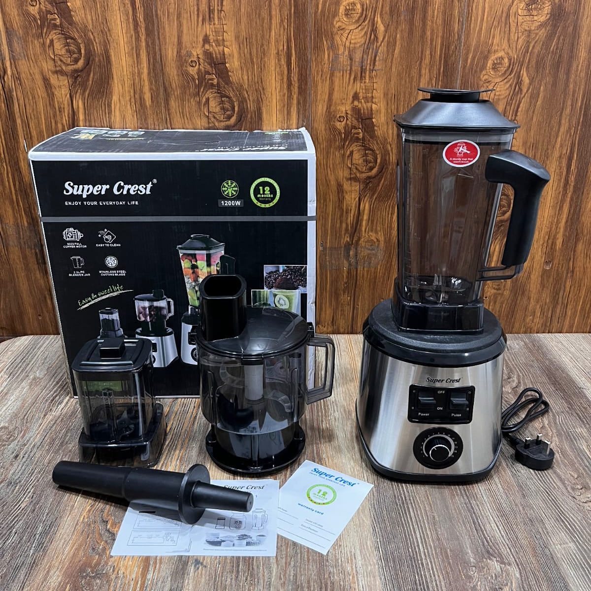 Super Crest 3-in-1 Blender Set   2.5L jug, a 2L chopper, and a 500ml grinder.