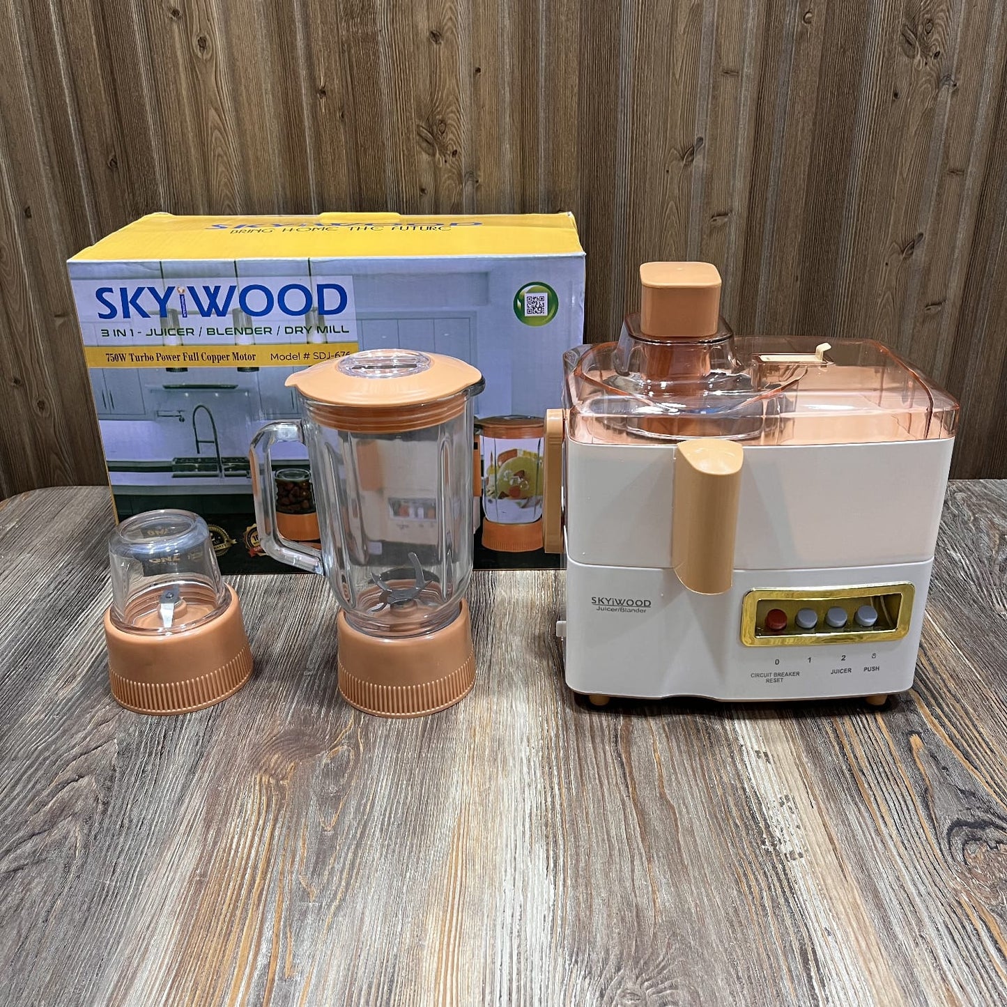 Skywood 3-in-1 Juicer, Blender, and Dry Mill.