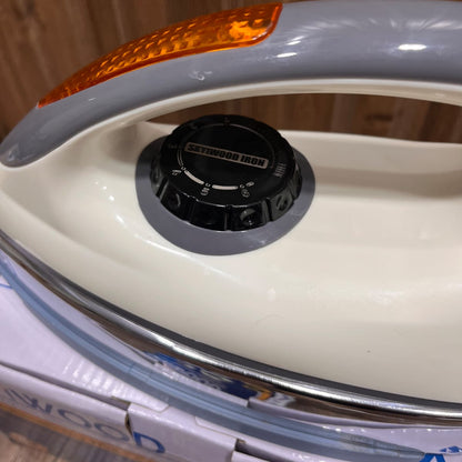 SKYIWOOD SK-04-S Fully Automatic Dry Iron – Premium Non-Stick Soleplate