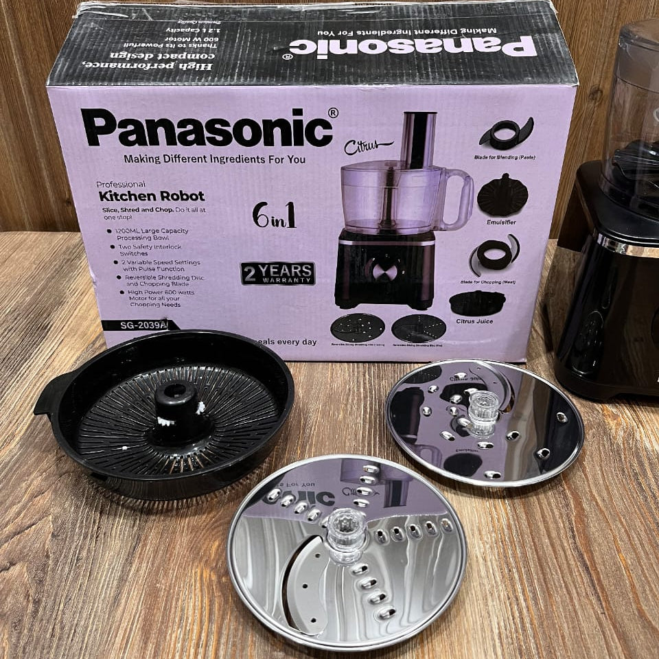 Panasonic Professional Kitchen Robot 6-in-1 Food Processor – 1.2L, 600W, Slice Shred & Chop