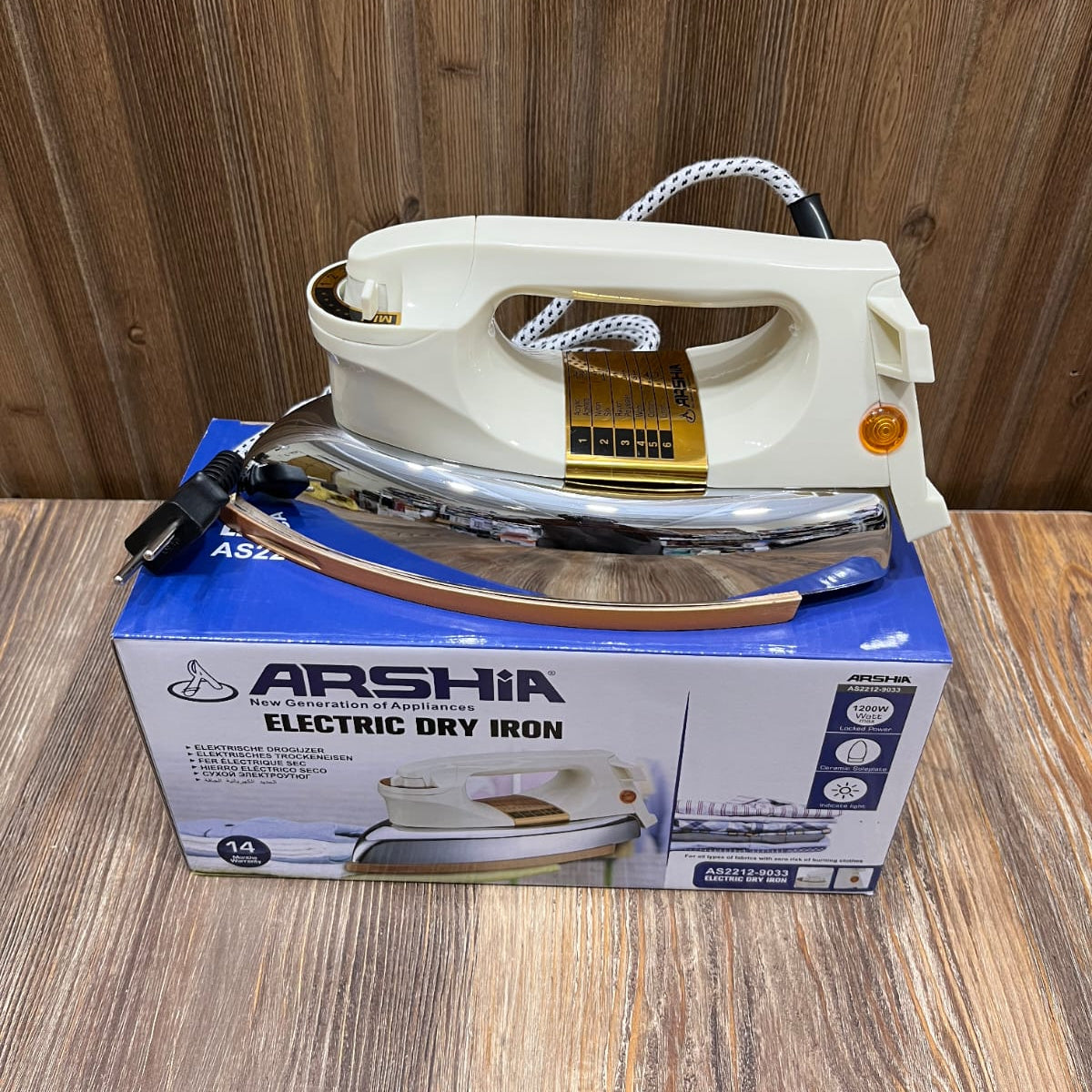 Arshia AS2212-9033 Electric Dry Iron – 1200W Ceramic Soleplate