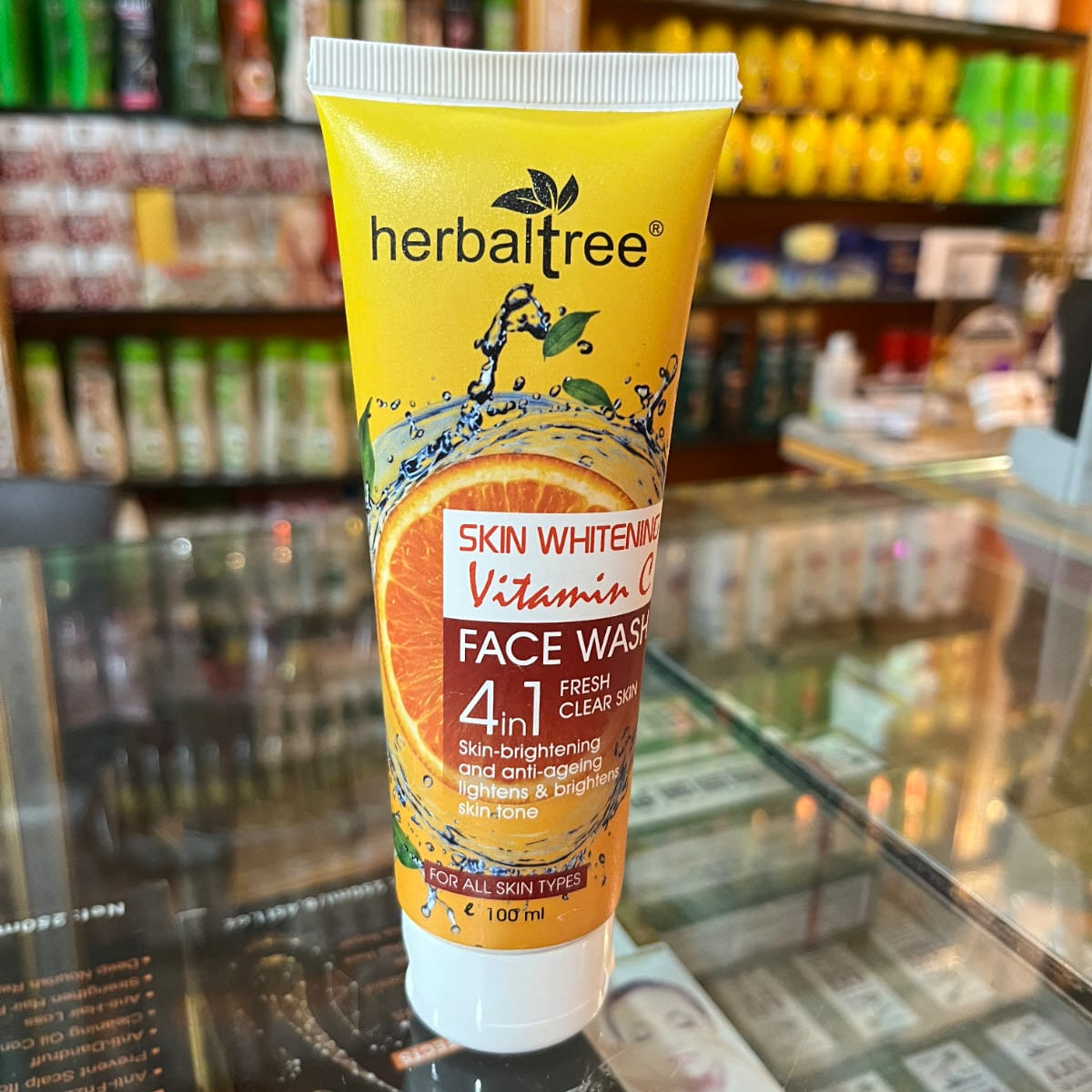 Herbaltree Skin Whitening Vitamin C 4-in-1 Face Wash 100ml