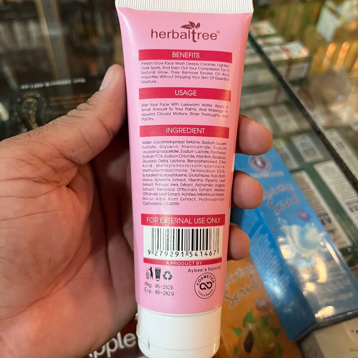 Herbaltree Pinkish Glow Face Wash 100ml | Rosehip, Niacinamide & Licorice